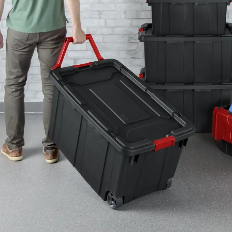40 Gallon Wheeled Bin, photo 2 of 3